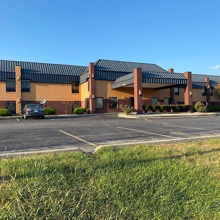 Super 8 By Wyndham Columbia City Exterior photo