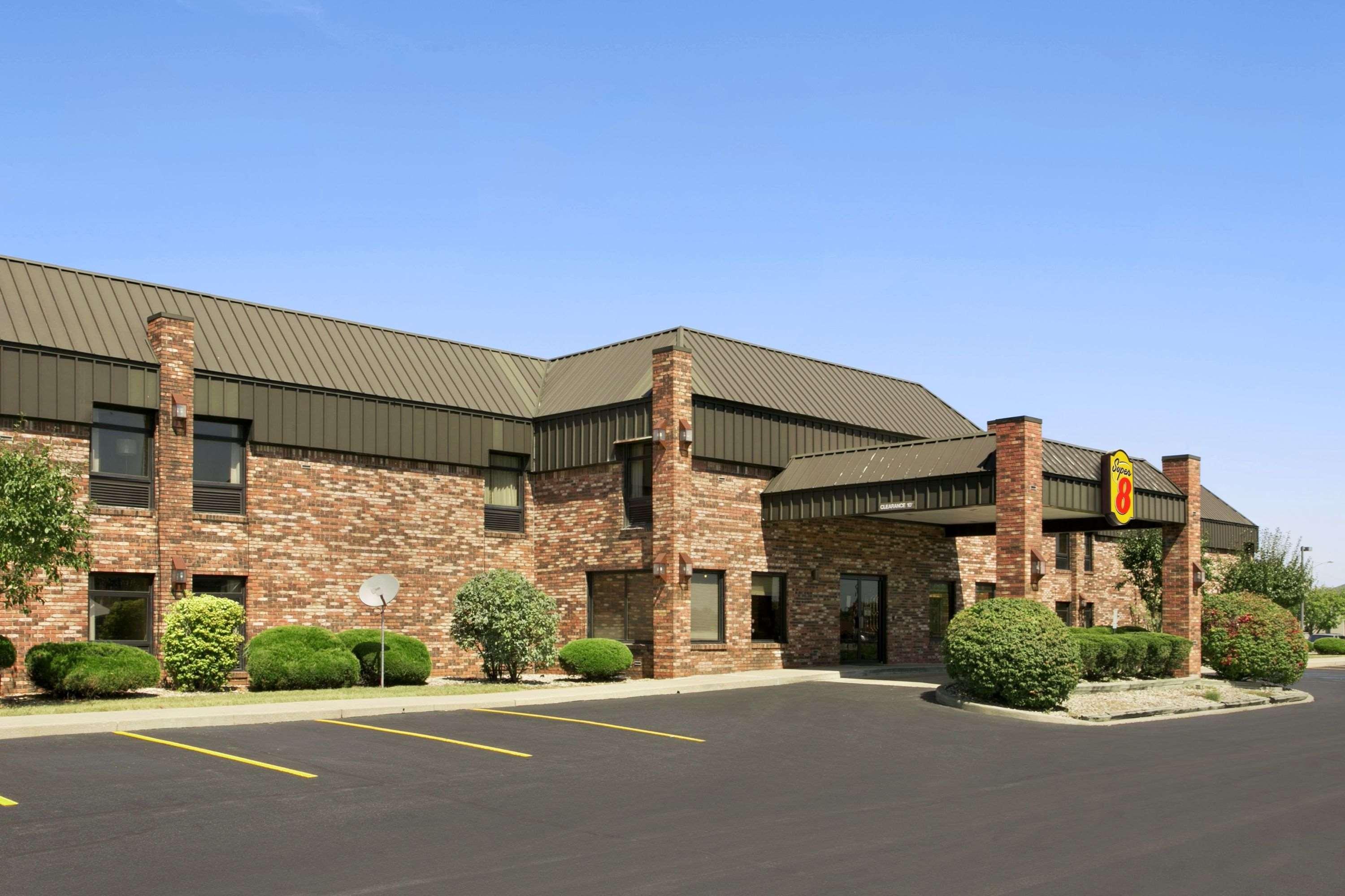 Super 8 By Wyndham Columbia City Exterior photo