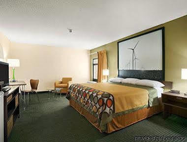 Super 8 By Wyndham Columbia City Exterior photo